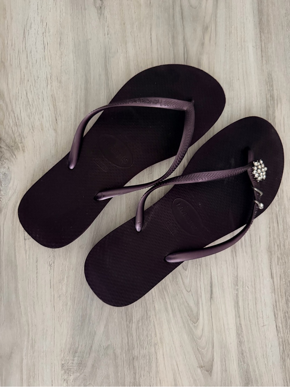 Embellished Dark Purple Flip-Flop Sandals